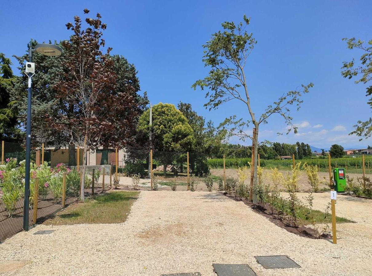 Garda Di Vino Agricamping & Wine Shop Lazise Ronchi  外观 照片